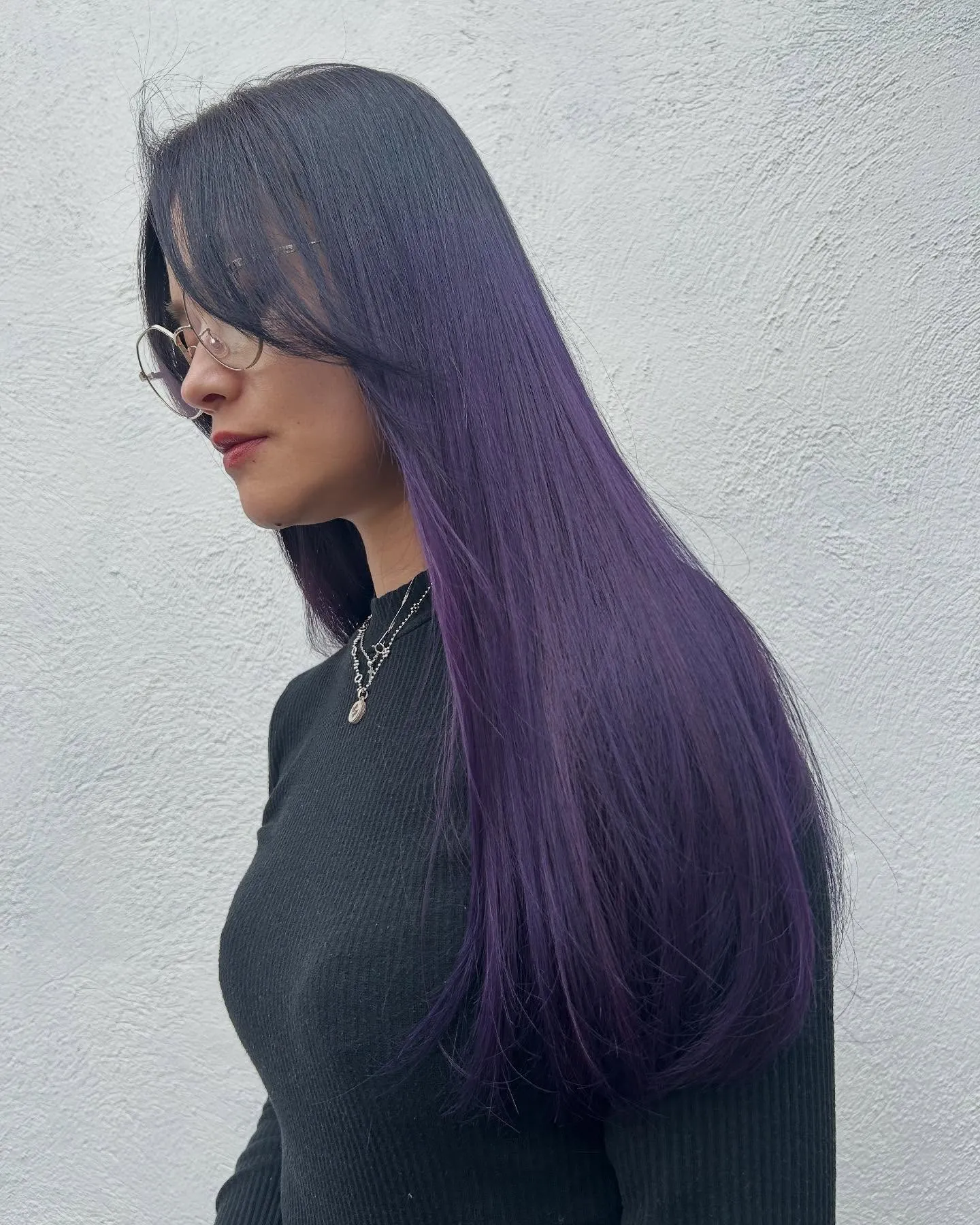 😈👾🧕🏻🙆‍♀️🕺🌂🪻💜💟🚺🟣🟪