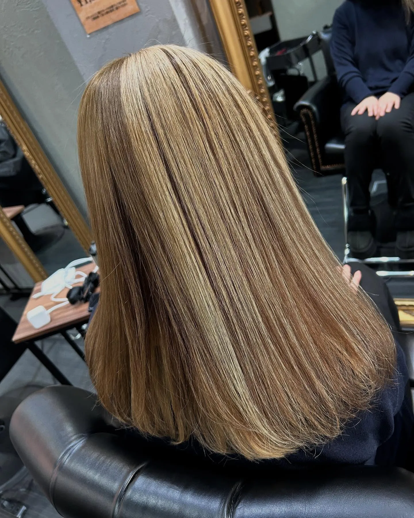 分け目を変えるだけで2WAYカラー🙆🏻